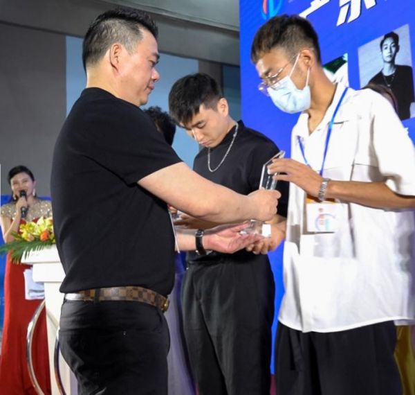 广东第二届摄影十杰大师赛
