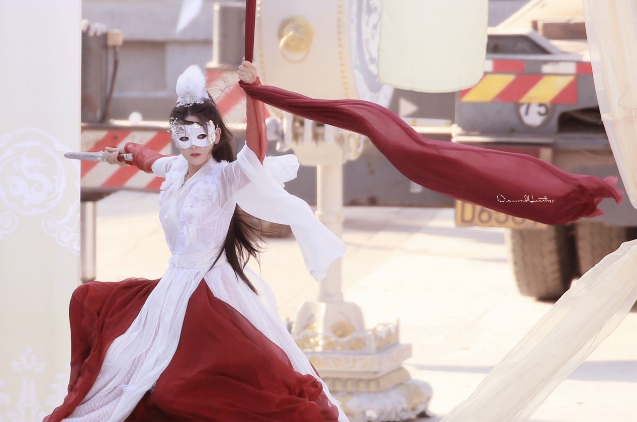 改变自苏小暖的《神医凰后》,讲述的是君武大陆天才少女凤舞造嫉妒