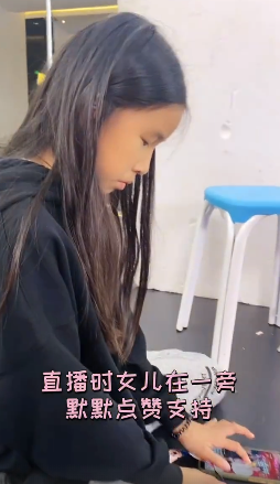 李绮虹隐退十年近照曝光鱼尾纹明显略显憔悴美人迟暮自然老去2021