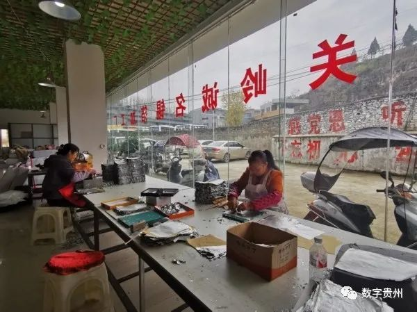 武汉汇创实业发展集团有限公司铸就锡箔纸流通 图片9.png