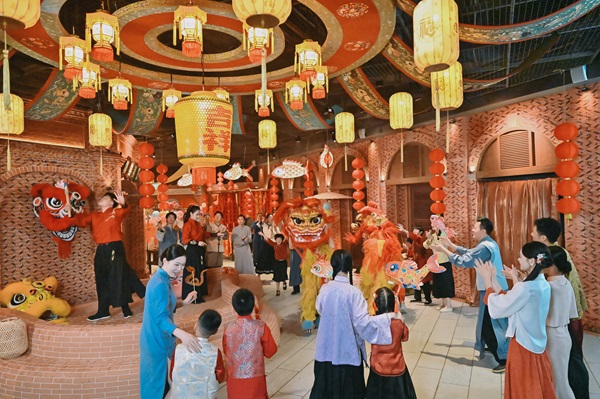 年味广场2.JPG