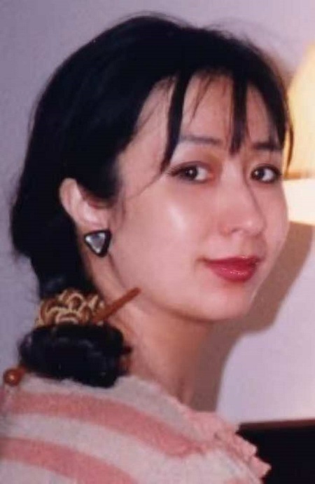青年时代的贝拉.jpg