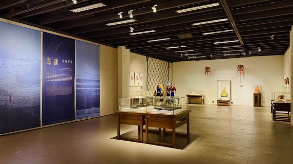 海韵·丝路相牵 展厅现场.jpg