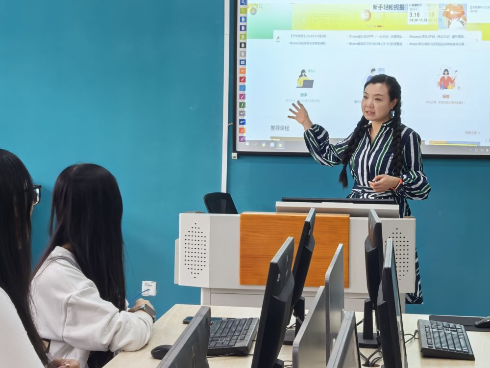 “业界大拿”兼任高校老师专访——郑福雨