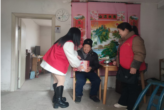 广德市居家养老：情暖老人心 慰问传真情