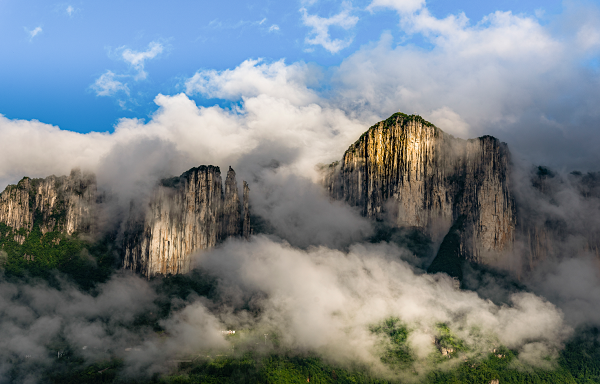 一眼沦陷！深圳地铁藏着恩施春日仙境，看完只想立马出发