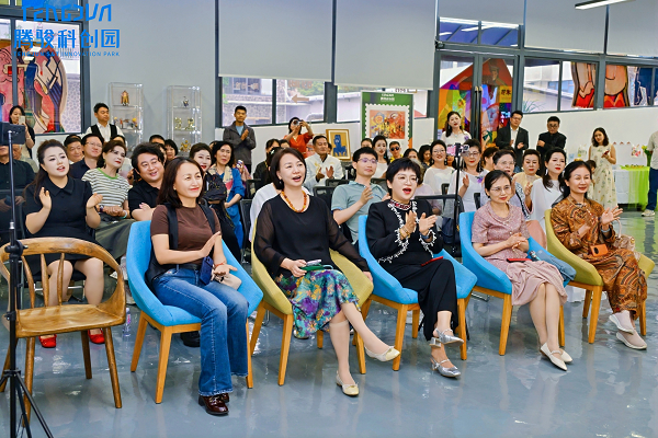 春声漫园・馆启新程|腾骏四季音乐会温情奏响、宝安区文化馆特色主题馆揭牌 