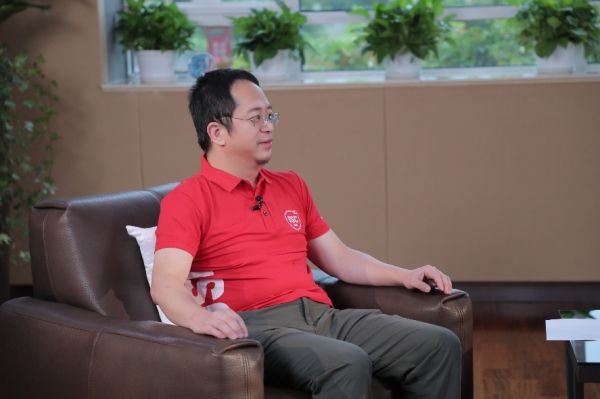 关于我在朱梓橦主持的《十二维度》中学到的3件事